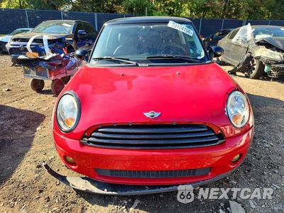Piąte zdjęcie samochodu w środku: 2010 MINI COOPER VIN:WMWMF3C56ATZ63734 - miniatura