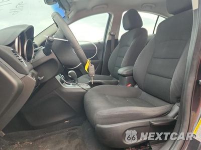 Zdjęcie 7 z 12 samochodu: 2016 CHEVY CRUZ VIN:1G1PE5SB8G7162822 - miniatura
