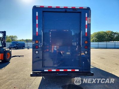 Zdjęcie 6 z 13 samochodu: 2020 FORD F59 DELIVERY TRUCK VIN:1F65F5KN6L0A08492 - miniatura