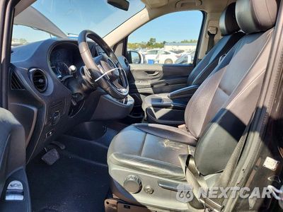 Zdjęcie 7 z 13 samochodu: 2018 MERCEDES-BENZ METRIS VIN:WD4PG2EE0J3488995 - miniatura