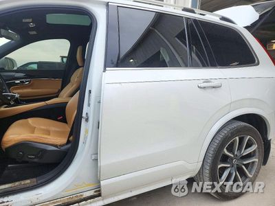 Zdjęcie 12 z 13 samochodu: 2019 VOLVO XC90 T6 MOMENTUM VIN:YV4A22PK2K1474088 - miniatura