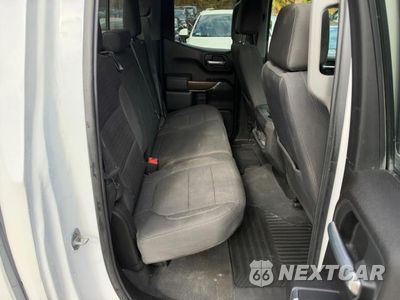 Zdjęcie 6 z 12 samochodu: 2019 CHEVROLET SILVERADO K1500 RST VIN:1GCRYEED3KZ311090 - miniatura