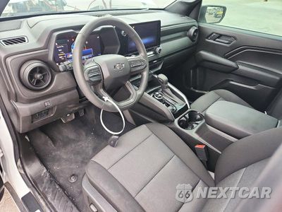 Zdjęcie 8 z 12 samochodu: 2024 CHEVROLET COLORADO TRAIL BOSS VIN:1GCPTEEKXR1321385 - miniatura