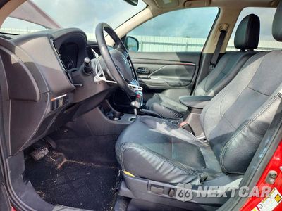 Zdjęcie 7 z 14 samochodu: 2016 MITSUBISHI OUTLANDER GT VIN:JA4JZ4AX8GZ013298 - miniatura
