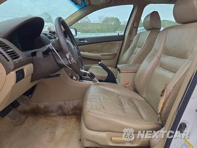 Zdjęcie 7 z 12 samochodu: 2003 HONDA ACCORD EX VIN:1HGCM66523A058666 - miniatura