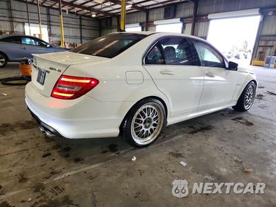 Trzecie zdjęcie samochodu z tyłu: 2014 MERCEDES-BENZ C 63 AMG VIN:WDDGF7HB4EA900676 - miniatura