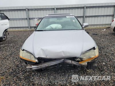 Piąte zdjęcie samochodu w środku: 2002 HONDA ACCORD EX VIN:1HGCG16582A083810 - miniatura