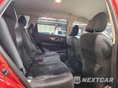 Zdjęcie 11 z 13 samochodu: 2015 NISSAN ROGUE SV VIN:KNMAT2MV1FP585586 - miniatura