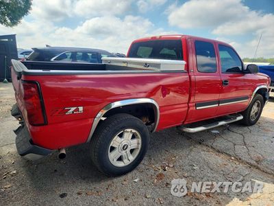 Trzecie zdjęcie samochodu z tyłu: 2003 CHEVROLET SILVERADO K1500 VIN:1GCEK19T73E261278 - miniatura