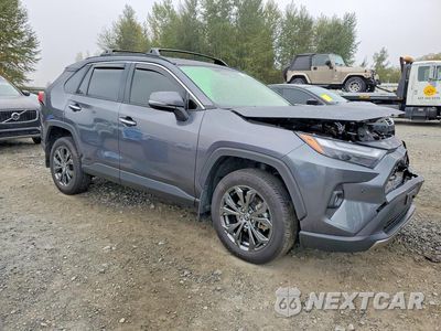 Czwarte zdjęcie samochodu z boku: 2024 TOYOTA RAV4 LIMITED VIN:JTMD6RFV6RD149428 - miniatura