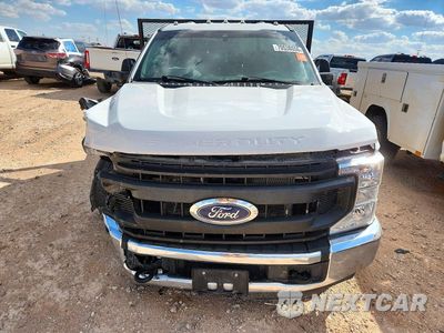 Piąte zdjęcie samochodu w środku: 2021 FORD F350 SUPER DUTY VIN:1FDRF3G61MEC19958 - miniatura