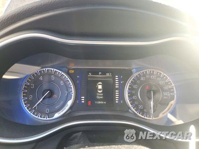 Zdjęcie 9 z 12 samochodu: 2015 CHRYSLER 200 LIMITED VIN:1C3CCCAB4FN521308 - miniatura