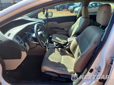 Zdjęcie 7 z 13 samochodu: 2015 HONDA CIVIC LX VIN:19XFB2E5XFE040042 - miniatura