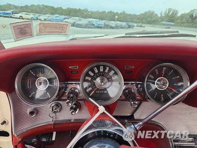 Zdjęcie 9 z 12 samochodu: 1962 FORD THUNDRBIRD VIN:2Y83Z111188 - miniatura