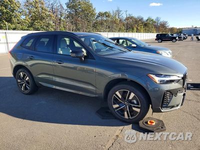 Czwarte zdjęcie samochodu z boku: 2026 VOLVO XC60 PLUS VIN:YV4M12RC6T1427038 - miniatura