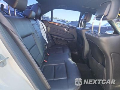 Zdjęcie 10 z 12 samochodu: 2016 MERCEDES-BENZ E 350 VIN:WDDHF5KB8GB272006 - miniatura