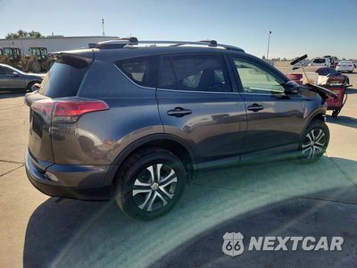 Trzecie zdjęcie samochodu z tyłu: 2016 TOYOTA RAV4 LE VIN:JTMZFREVXGJ061276 - miniatura