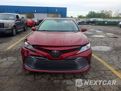 Piąte zdjęcie samochodu w środku: 2019 TOYOTA CAMRY XLE VIN:4T1B11HKXKU709088 - miniatura
