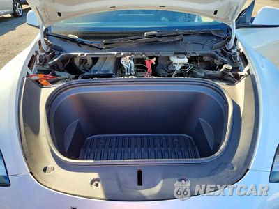 Zdjęcie 11 z 12 samochodu: 2023 TESLA MODEL Y VIN:7SAYGDEE0PA137770 - miniatura