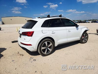 Trzecie zdjęcie samochodu z tyłu: 2024 AUDI Q5 PREMIUM PLUS 45 VIN:WA1EAAFY3R2040378 - miniatura