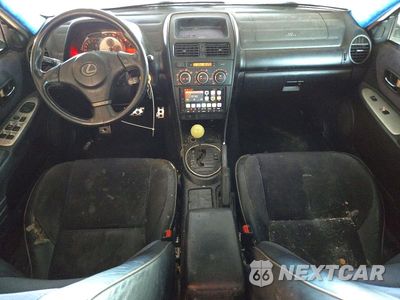 Zdjęcie 8 z 12 samochodu: 2004 LEXUS IS 300 VIN:JTHBD192X40089412 - miniatura