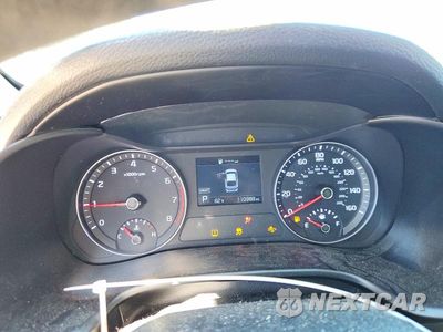 Zdjęcie 9 z 12 samochodu: 2019 KIA FORTE LXS VIN:3KPF24AD4KE109116 - miniatura