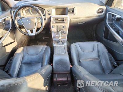 Zdjęcie 8 z 13 samochodu: 2015 VOLVO S60 PREMIER VIN:YV140MFBXF1314754 - miniatura