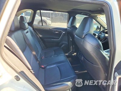 Zdjęcie 10 z 12 samochodu: 2020 TOYOTA RAV4 XSE VIN:JTMEWRFV9LJ030768 - miniatura