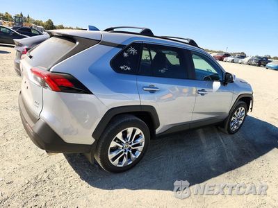 Trzecie zdjęcie samochodu z tyłu: 2025 TOYOTA RAV4 XLE PREMIUM VIN:2T3A1RFV6SW613232 - miniatura