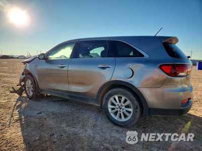 Drugie zdjęcie samochodu z przodu: 2019 KIA SORENTO LX VIN:5XYPG4A37KG508330 - miniatura