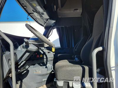 Zdjęcie 7 z 14 samochodu: 2024 FREIGHTLINER CASCADIA 126 SEMI TRUCK VIN:3AKJHHDR1RSUU5263 - miniatura