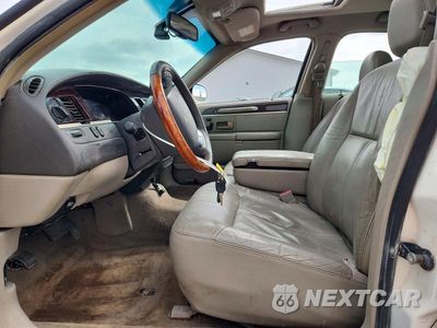 Zdjęcie 7 z 12 samochodu: 2007 LINCOLN TOWN CAR SIGNATURE LIMITED VIN:1LNHM82V07Y622037 - miniatura