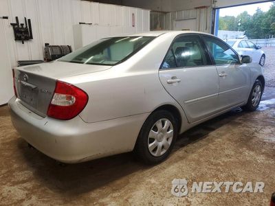 Trzecie zdjęcie samochodu z tyłu: 2004 TOYOTA CAMRY LE VIN:4T1BE30K84U286171 - miniatura