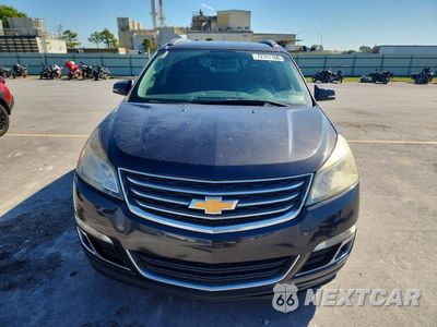 Piąte zdjęcie samochodu w środku: 2017 CHEVROLET TRAVERSE LT VIN:1GNKRGKD7HJ224824 - miniatura