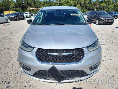 Piąte zdjęcie samochodu w środku: 2024 CHRYSLER PACIFICA TOURING L VIN:2C4RC1BG8RR154893 - miniatura