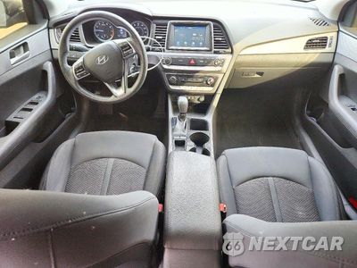 Zdjęcie 8 z 12 samochodu: 2018 HYUNDAI SONATA SE VIN:5NPE24AF8JH668983 - miniatura