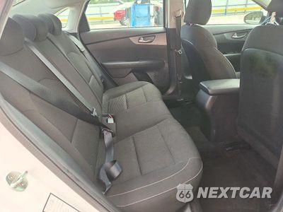 Zdjęcie 10 z 12 samochodu: 2021 KIA FORTE LXS VIN:3KPF24AD5ME312762 - miniatura