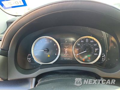 Zdjęcie 9 z 12 samochodu: 2016 LEXUS IS 200T VIN:JTHBA1D27G5021088 - miniatura