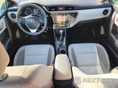Zdjęcie 8 z 12 samochodu: 2017 TOYOTA COROLLA LE VIN:2T1BURHE5HC843985 - miniatura