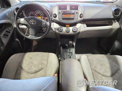 Zdjęcie 8 z 13 samochodu: 2011 TOYOTA RAV4 BASE VIN:2T3BF4DV6BW105595 - miniatura