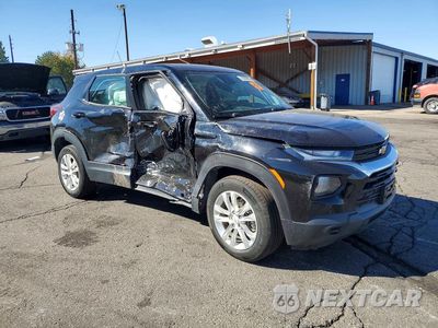 Czwarte zdjęcie samochodu z boku: 2023 CHEVROLET TRAILBLAZER LS VIN:KL79MNSL1PB015876 - miniatura