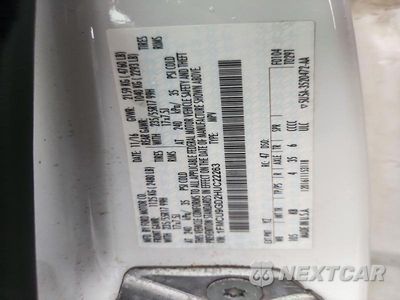Zdjęcie 13 z 13 samochodu: 2017 FORD ESCAPE SE VIN:1FMCU9GD2HUC22263 - miniatura