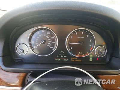 Zdjęcie 9 z 12 samochodu: 2012 BMW 528 XI VIN:WBAXH5C55CDW10305 - miniatura