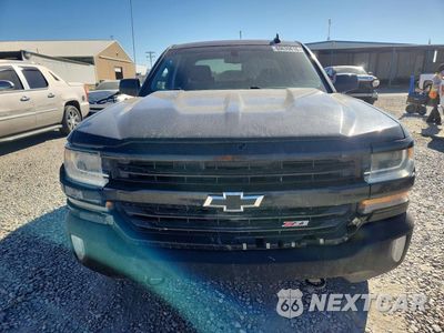 Piąte zdjęcie samochodu w środku: 2018 CHEVROLET SILVERADO K1500 LT VIN:1GCUKREC3JF147415 - miniatura