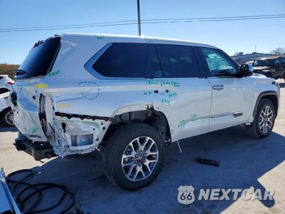 Trzecie zdjęcie samochodu z tyłu: 2026 TOYOTA SEQUOIA 1794 EDITION VIN:7SVAAABA9TX096225 - miniatura