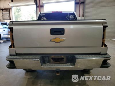 Zdjęcie 6 z 13 samochodu: 2018 CHEVROLET SILVERADO C1500 LT VIN:3GCPCREC5JG362044 - miniatura