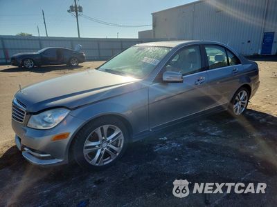 2014 MERCEDES-BENZ C 250 WDDGF4HB1EG250782 - główne zdjęcie licytacji z USA - miniatura