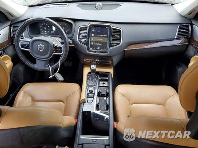 Zdjęcie 8 z 13 samochodu: 2016 VOLVO XC90 T6 VIN:YV4A22PK8G1058800 - miniatura