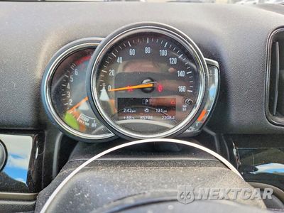 Zdjęcie 9 z 12 samochodu: 2019 MINI COOPER S COUNTRYMAN ALL4 VIN:WMZYT5C56K3J87759 - miniatura