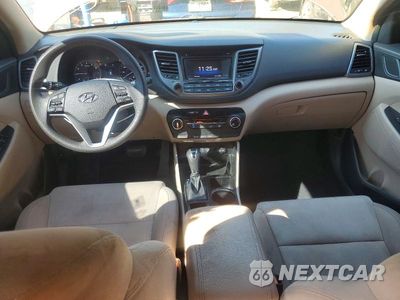 Zdjęcie 8 z 12 samochodu: 2017 HYUNDAI TUCSON SE VIN:KM8J33A43HU426277 - miniatura